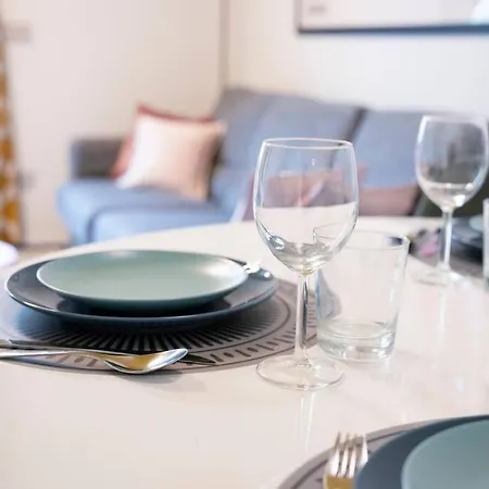 3-bedroom Design House San Babila-tricolore-m4 Appartement *