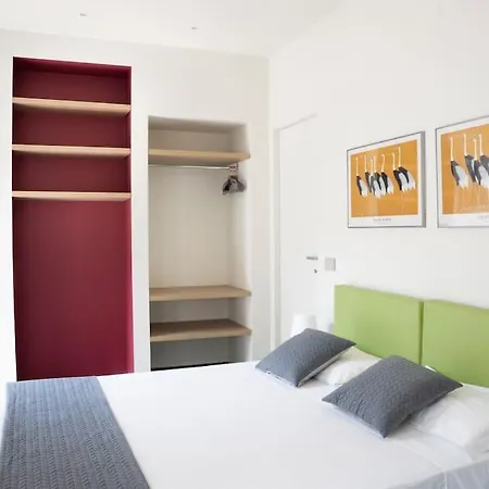 Appartement 3-bedroom Design House San Babila-tricolore-m4