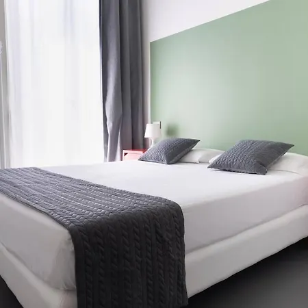 3-bedroom Design House San Babila-tricolore-m4 Appartement Milaan