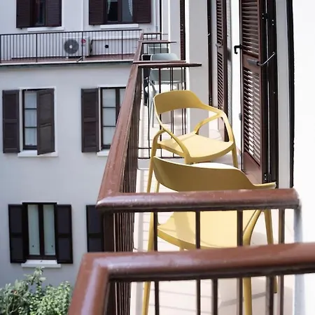 3-bedroom Design House San Babila-tricolore-m4 Milano